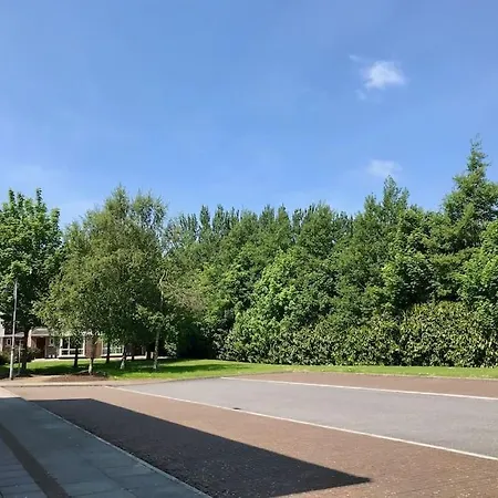 105 - Lovely Townhouse By Shortstays Vakantiehuis