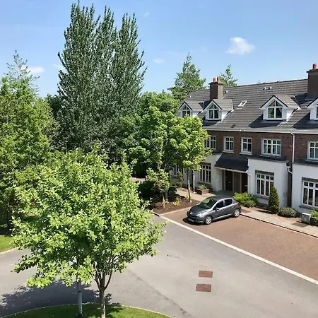 105 - Lovely Townhouse By Shortstays Holiday home
