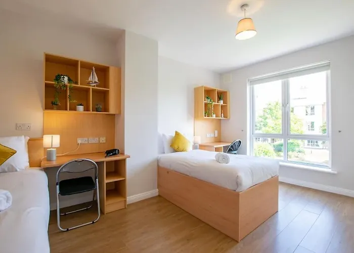 Prázdninový dům 105 - Lovely Townhouse By Shortstays *